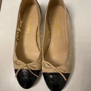 Chanel Lace flats 38
